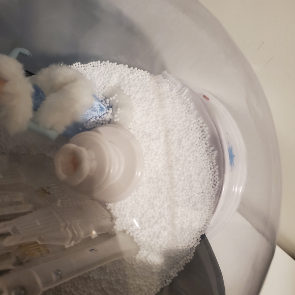 Jumbo DISNEY Shopping Princess CINDERELLA Snow Globe Musical CHRISTMAS by Gemmy - Picture 9 of 10